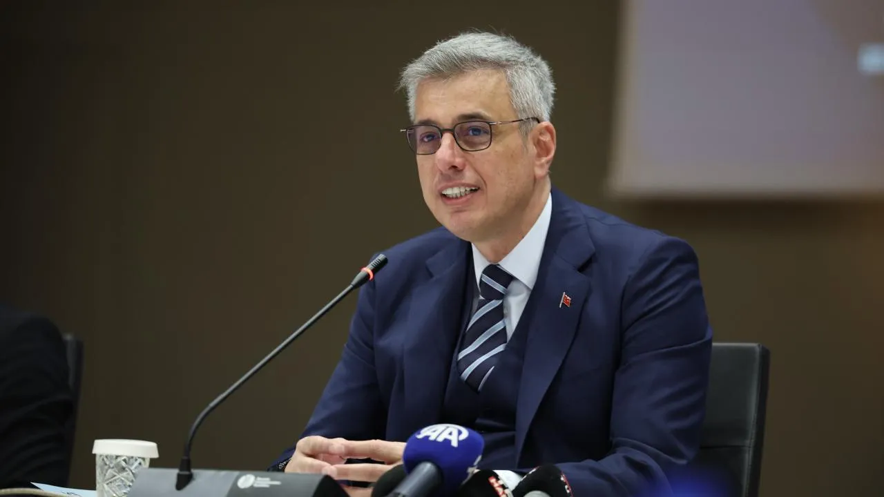 Bakan Memişoğlu İdeal Kilonu Öğren, Sağlıklı Yaşa Kampanyasına Katıldı